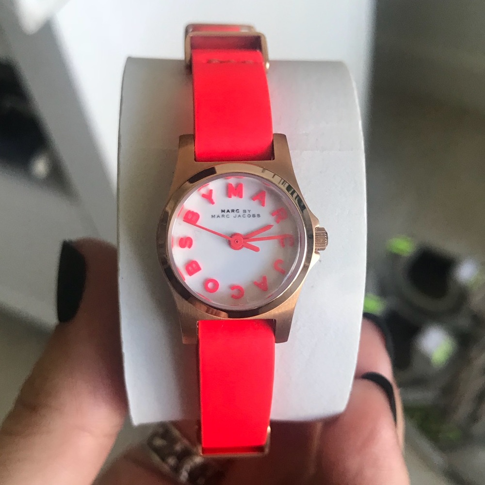 Marc Jacobs NWT cute summer watch! Neon! ✨rare✨